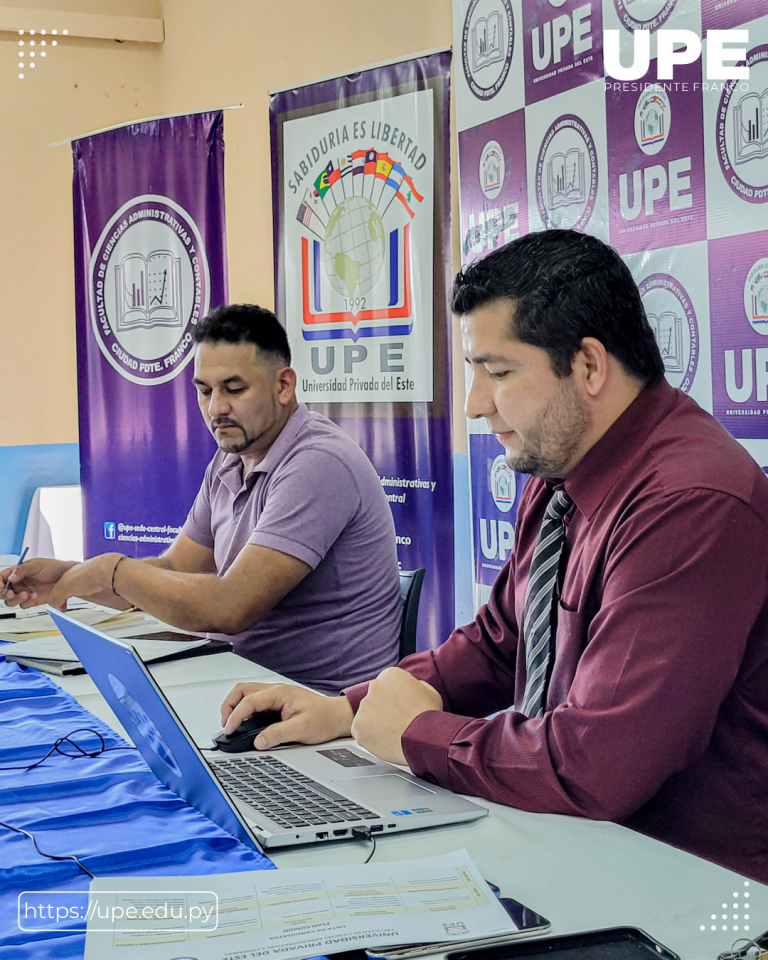 Reunión del Consejo de la Facultad de Ciencias Administrativas y Contables